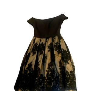 Eliza J formal lace dress with beading